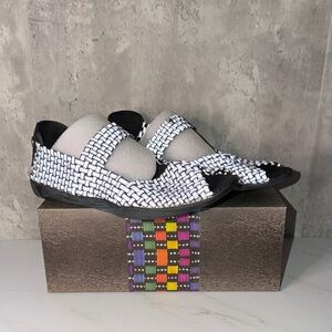 NEW Bernie mev chick black reflective White Woven Shoes slip on